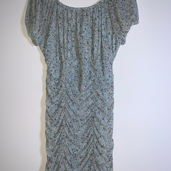 Ruched mesh floral dress, never before worn, stretchy, very pretty light blue - Picture 5 of 6